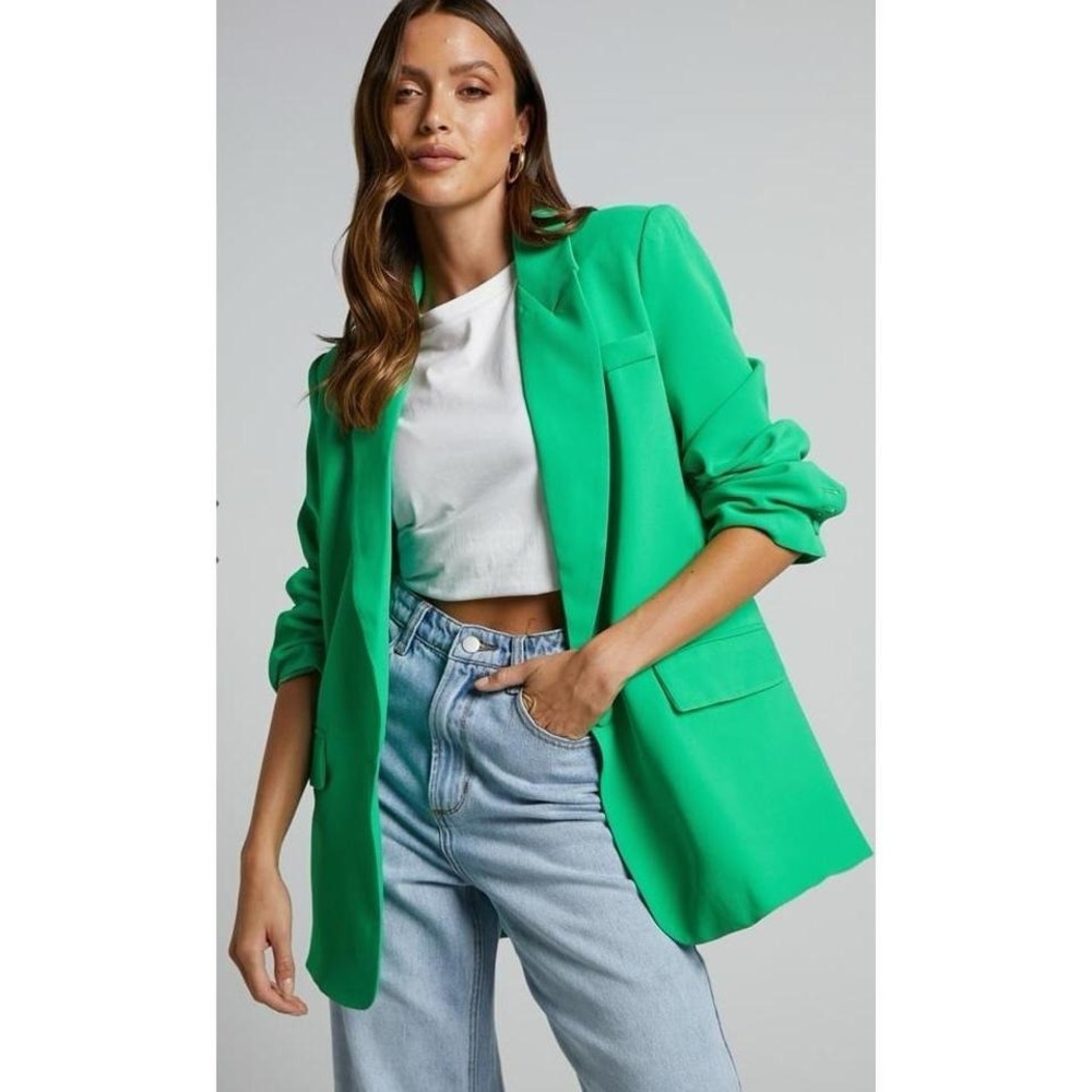 NWT Showpo green Michelle Blazer oversized plunge neck button‎ size US 10